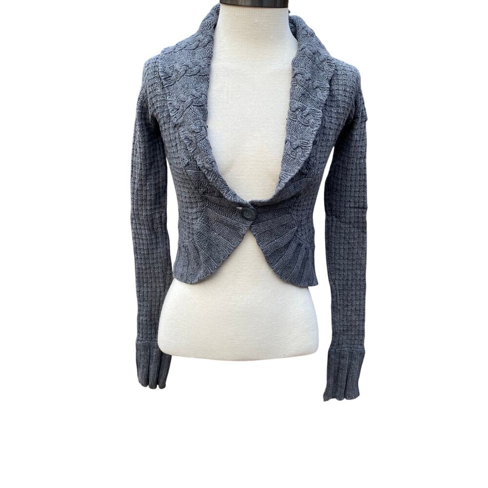 Y2K Hollister grey long sleeve cropped collared cardigan one button Size Small
